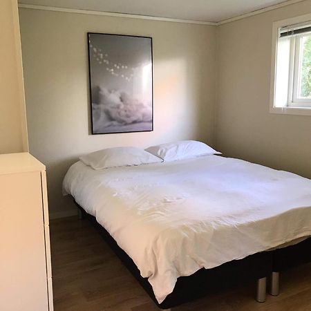 Sentrumsnaer Kjellerleilighet, Naer Sykehus Og Hogskole, Parkering Haugesund Dış mekan fotoğraf