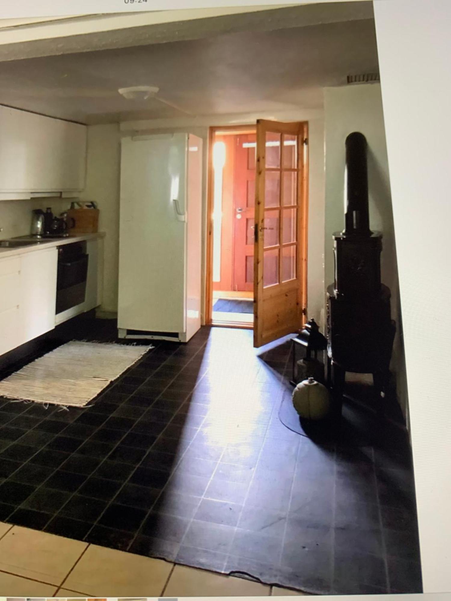 Sentrumsnaer Kjellerleilighet, Naer Sykehus Og Hogskole, Parkering Haugesund Dış mekan fotoğraf